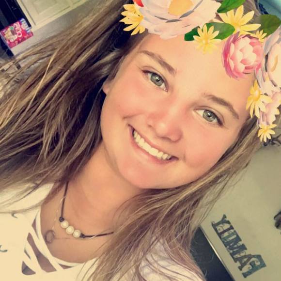 Meet your Posher, Kailey - Picture 1 of 1